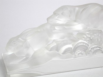 : item #7, image 3