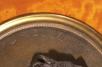 : item #32, image 7
