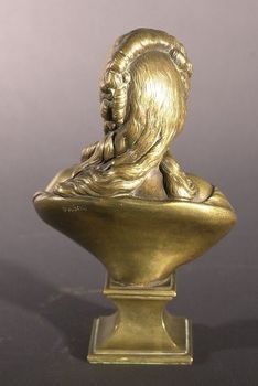 : item #7, image 4